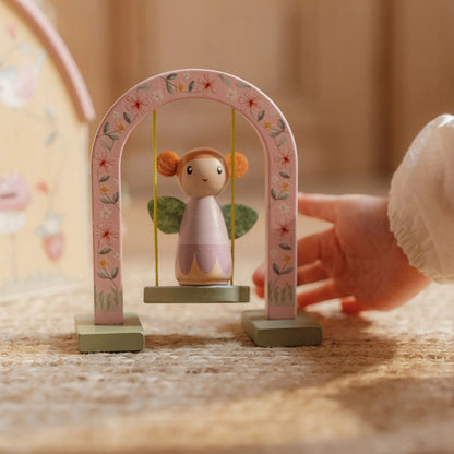 Little Dutch Fairy House & Garden